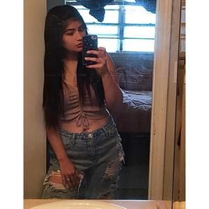 Meet your Posher, Carina